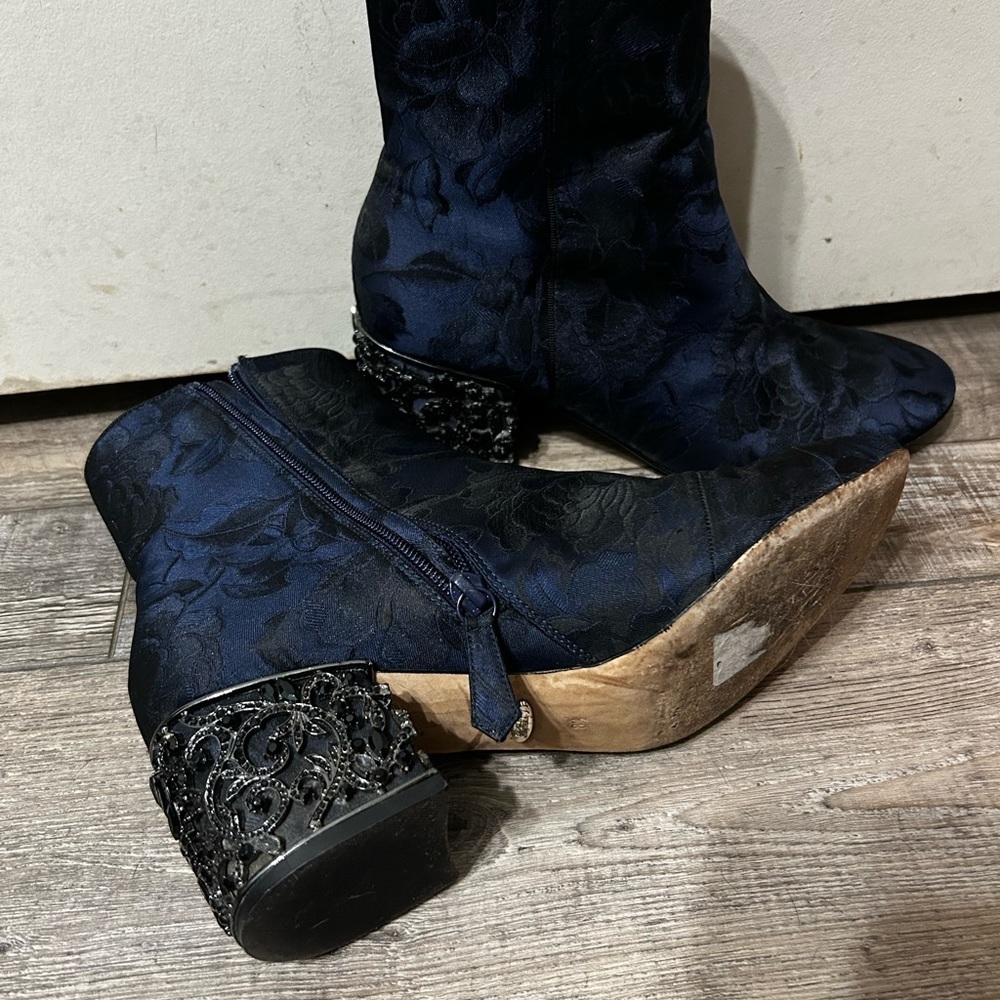 Badgley Mischka Martha Brocade jeweled block heel Blue & black floral bootie - Picture 11 of 11